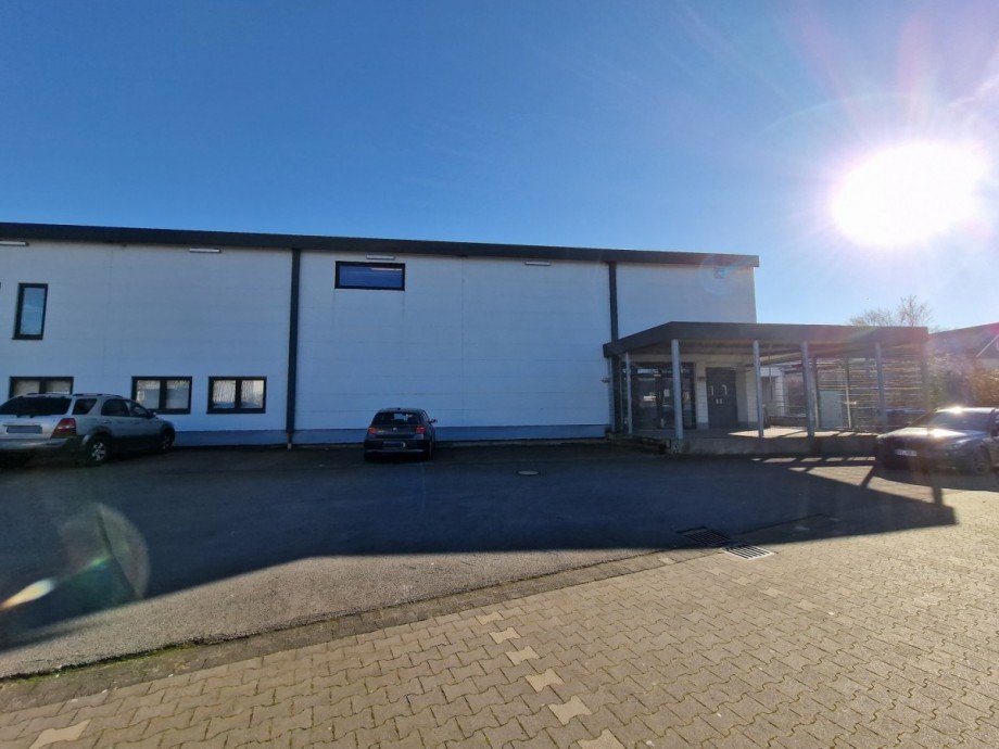  Gesch�ftshaus G�tersloh