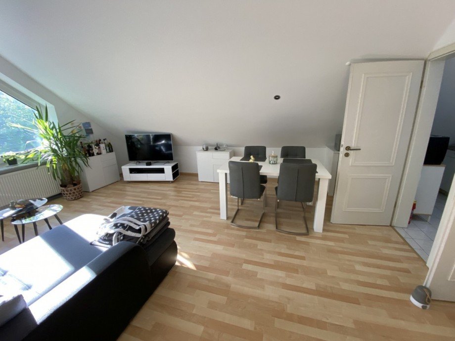 8866-3 Dachgeschosswohnung G�tersloh / Kattenstroth