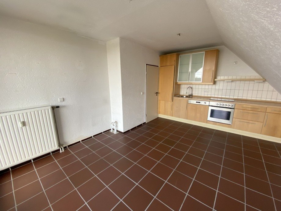 Stadtwohnung mit kurzen Wegen! 2 ZKB-Wohnung mit Balkon - Foto 2