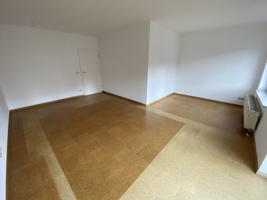 Wohn-/Esszimmer Etagenwohnung G�tersloh