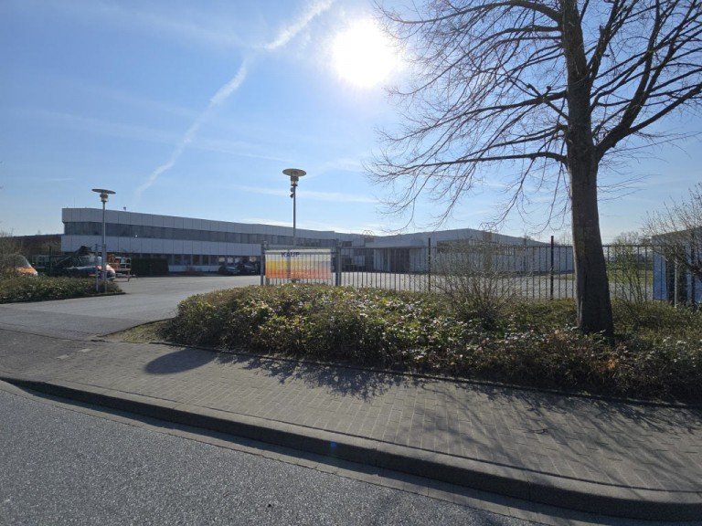 Bild1 Rheda-Wiedenbr�ck Lager Ideale Voraussetzung f�r Ihr Unternehmen! Hochwertige Gewerbehalle in Wiedenbr�ck-Lintel