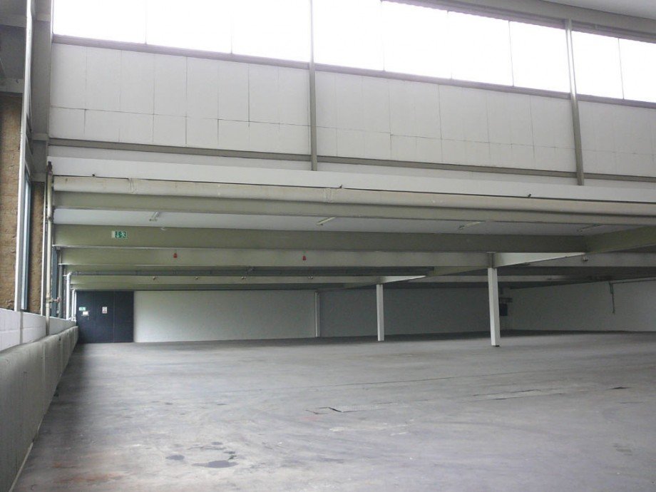 Bild2 Lager G�tersloh