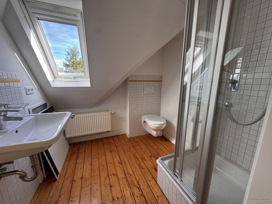 Bad im Dachgeschoss Einfamilienhaus G�tersloh