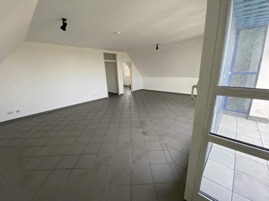 Wohn-/Esszimmer Etagenwohnung G�tersloh