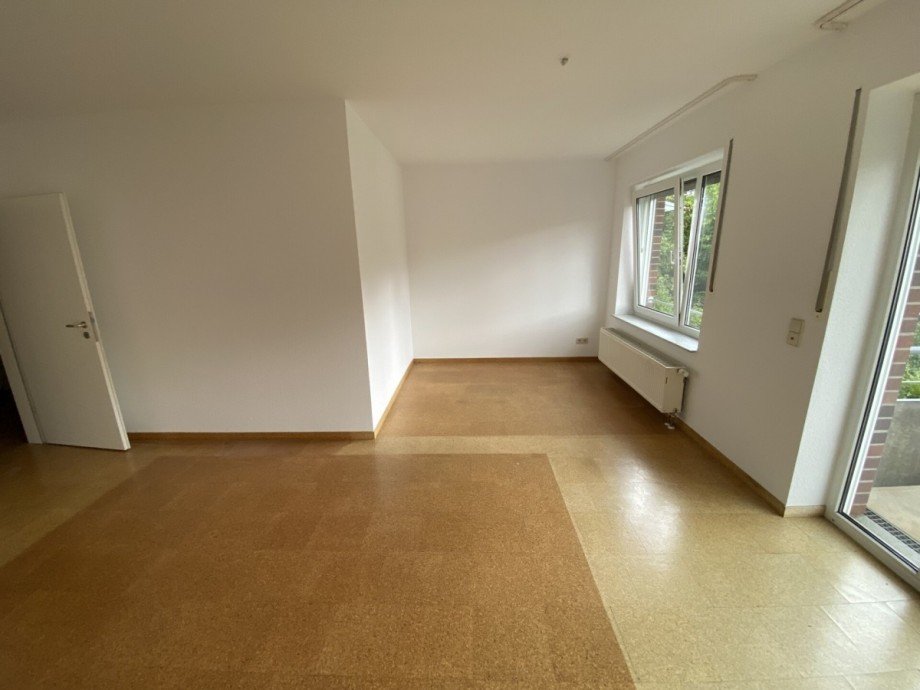 Wohn-/Esszimmer Etagenwohnung G�tersloh