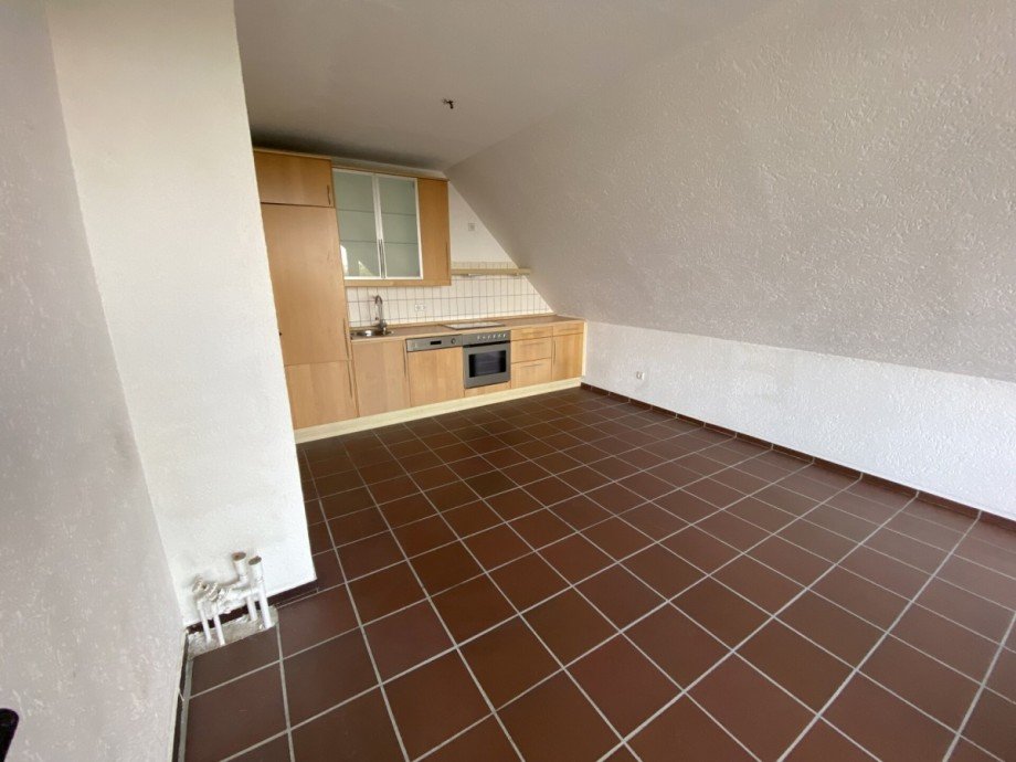 Stadtwohnung mit kurzen Wegen! 2 ZKB-Wohnung mit Balkon - Foto 3