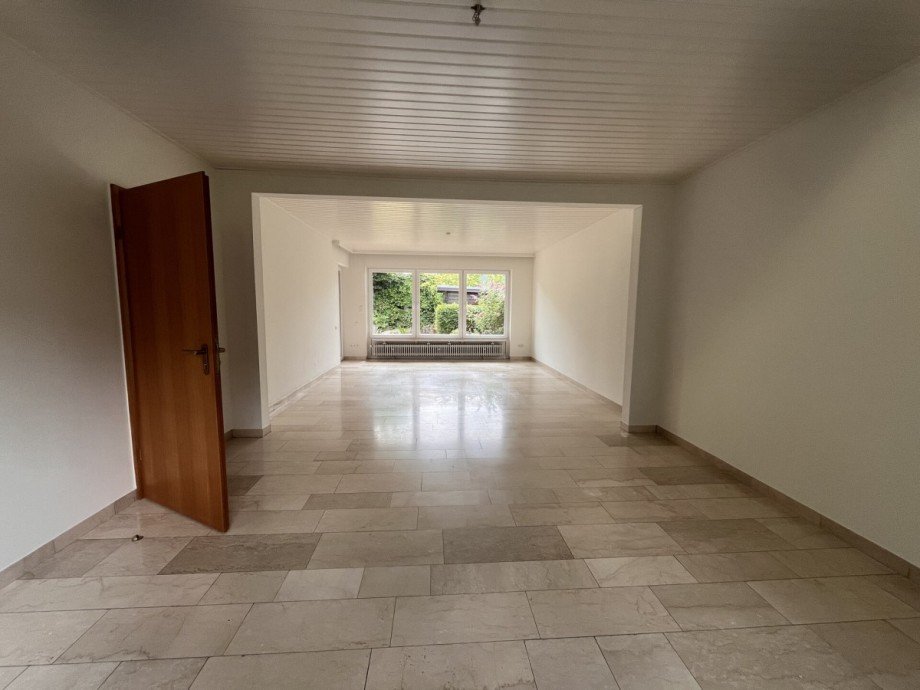 Wohn-Esszimmer Reihenmittelhaus G�tersloh