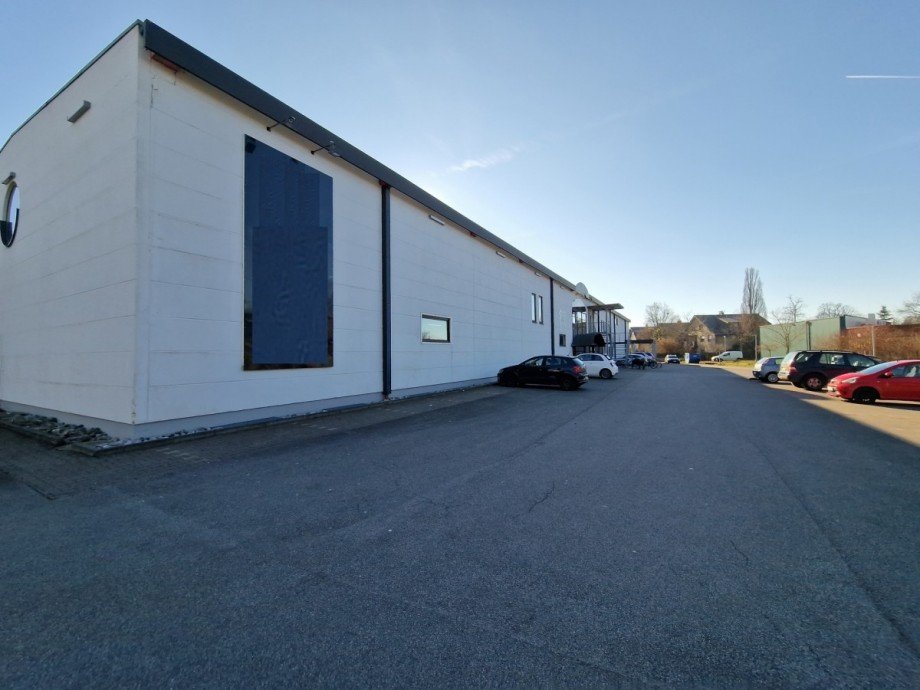  Gesch�ftshaus G�tersloh