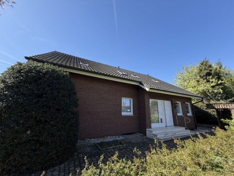 8615-003 Rietberg Einfamilienhaus Gro�es Wohnhaus in stadtnaher Lage von Rietberg