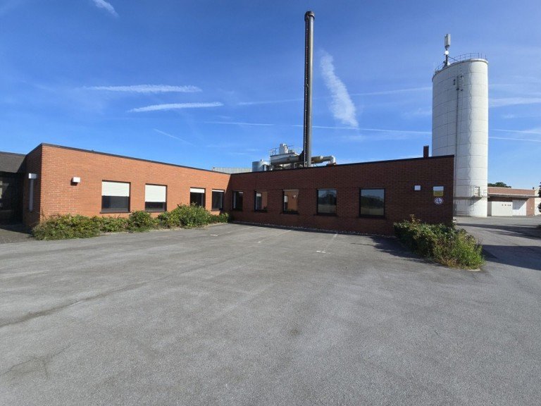  Rietberg Halle Gewerbeareal mit Entwicklungspotenzial! Gewerbehalle mit B�ro in Rietberg-Mastholte