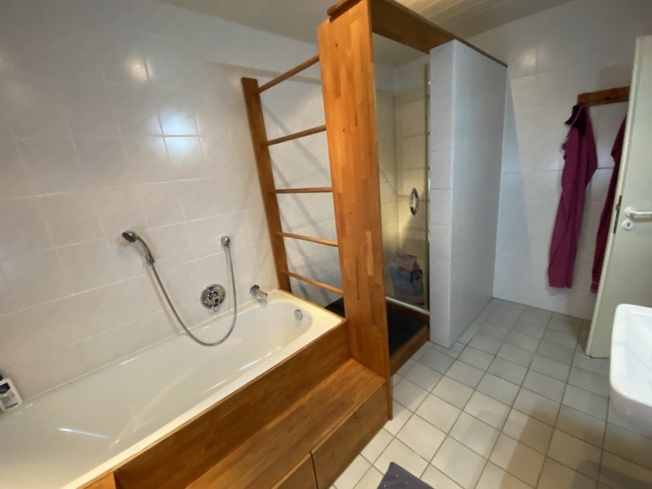 Bad Erdgeschosswohnung G�tersloh